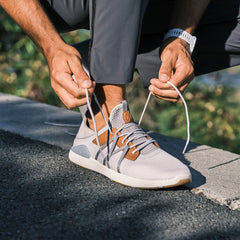Men Mio Lī Men's Athletic Shoes - Mist Grey / Poi| OluKai