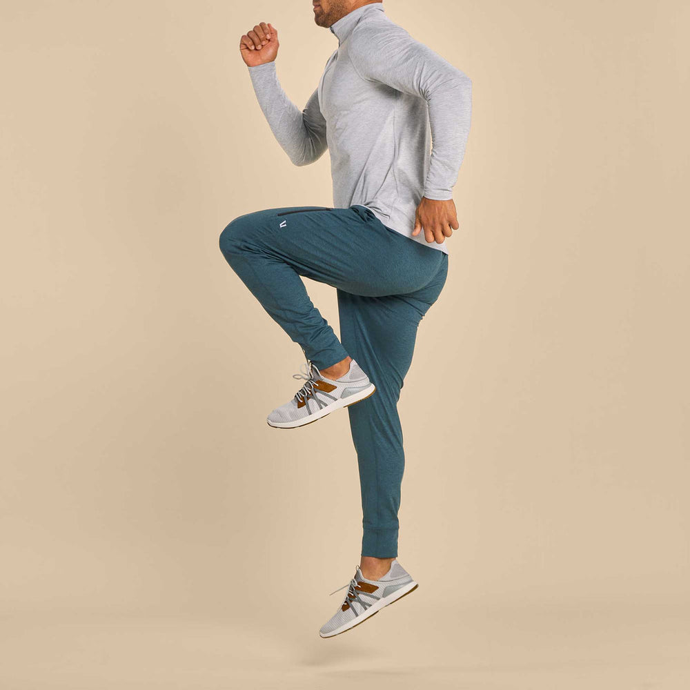 Men Mio Lī Men's Athletic Shoes - Mist Grey / Poi| OluKai