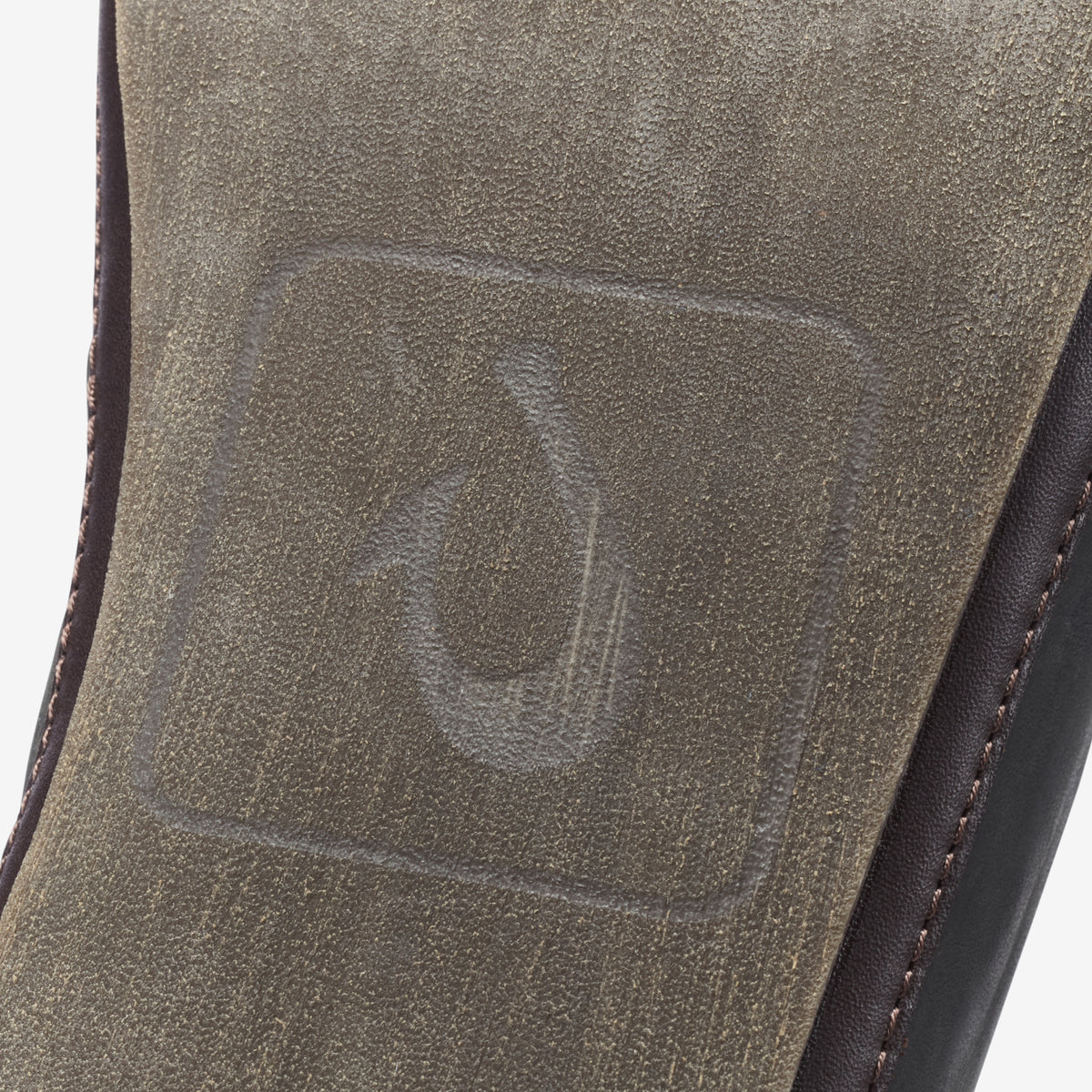 Men Moloā Slipper - Black / Dk Java| OluKai