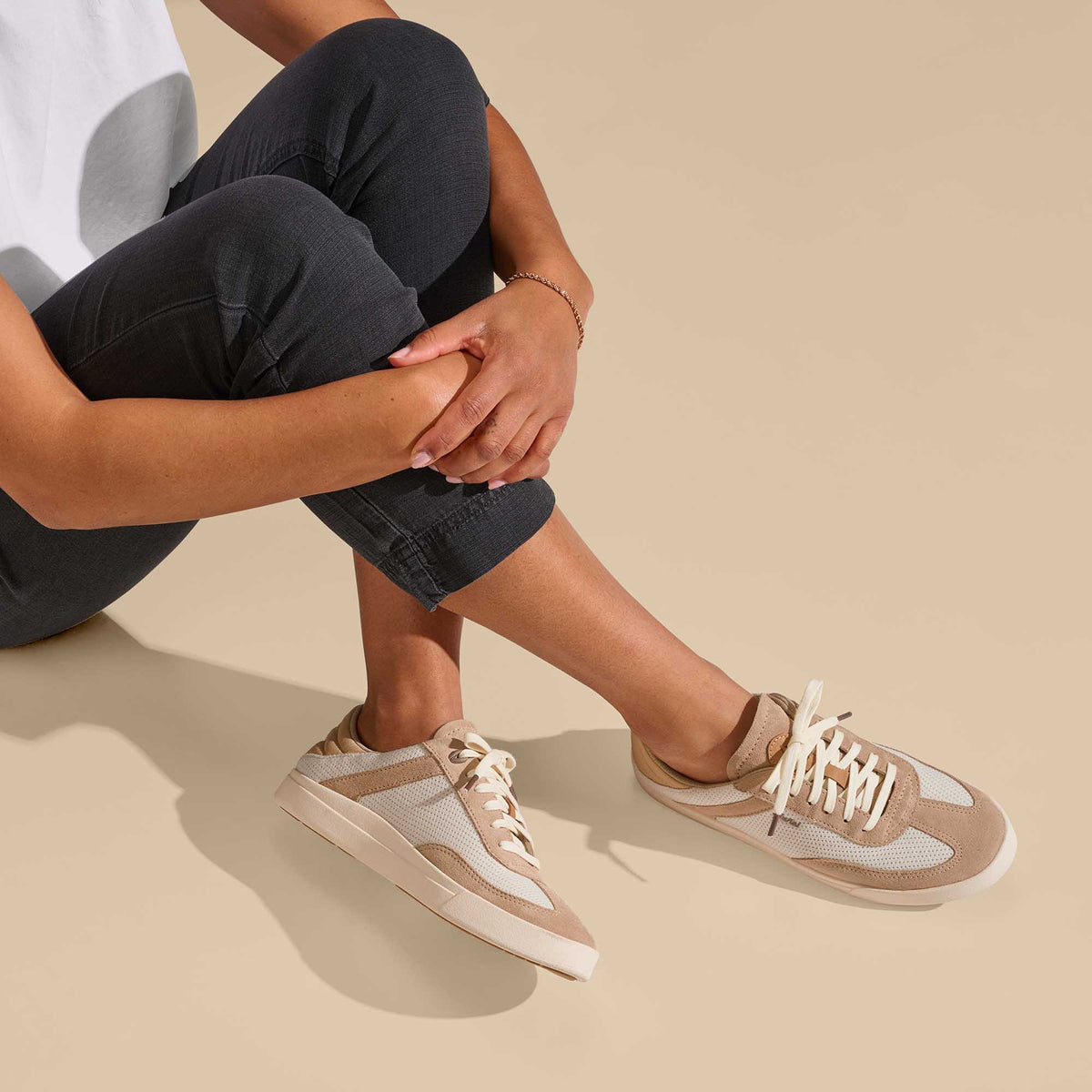 Women Kīlea Women’s Sneaker Shoes - Tan / Tapa| OluKai