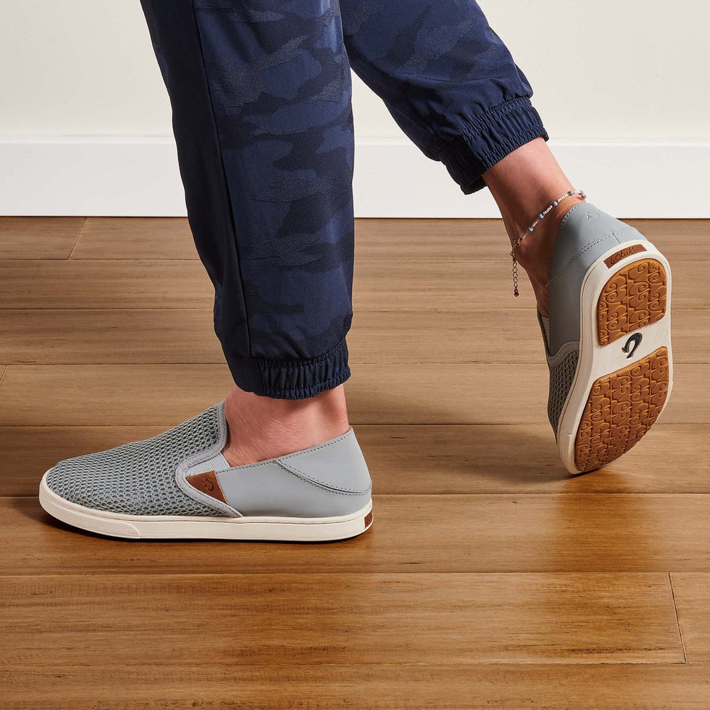 Women OluKai Pehuea - Pale Grey | Women's Sneakers| OluKai