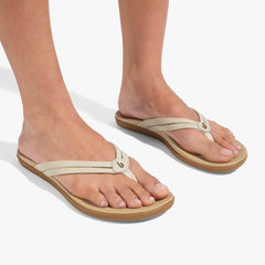 Women|New Arrivals Ho'opio Hui - Tapa / Warm Sand| OluKai